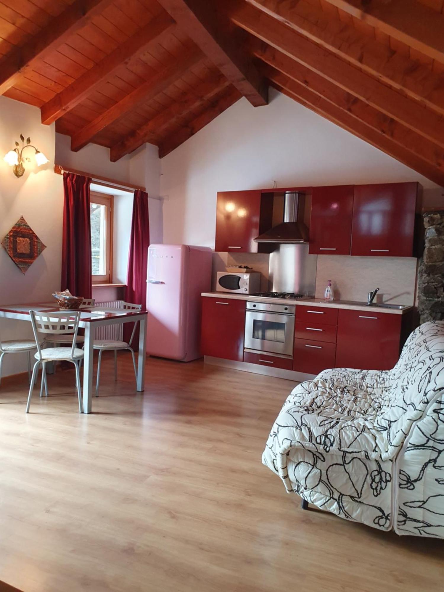 Appartamenti Vacanze E Camere Roccetta Fiorita Петтенаско Номер фото